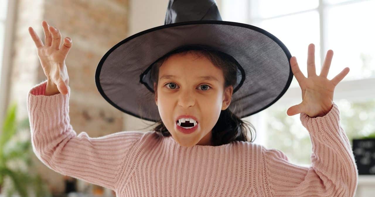 Halloween teeth